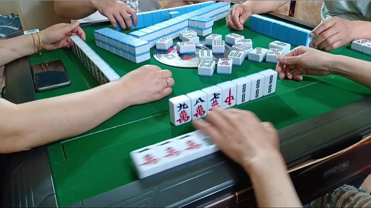 红中麻将不中当全中,直接叫红中,这不自摸,谁还敢上 - YouTube