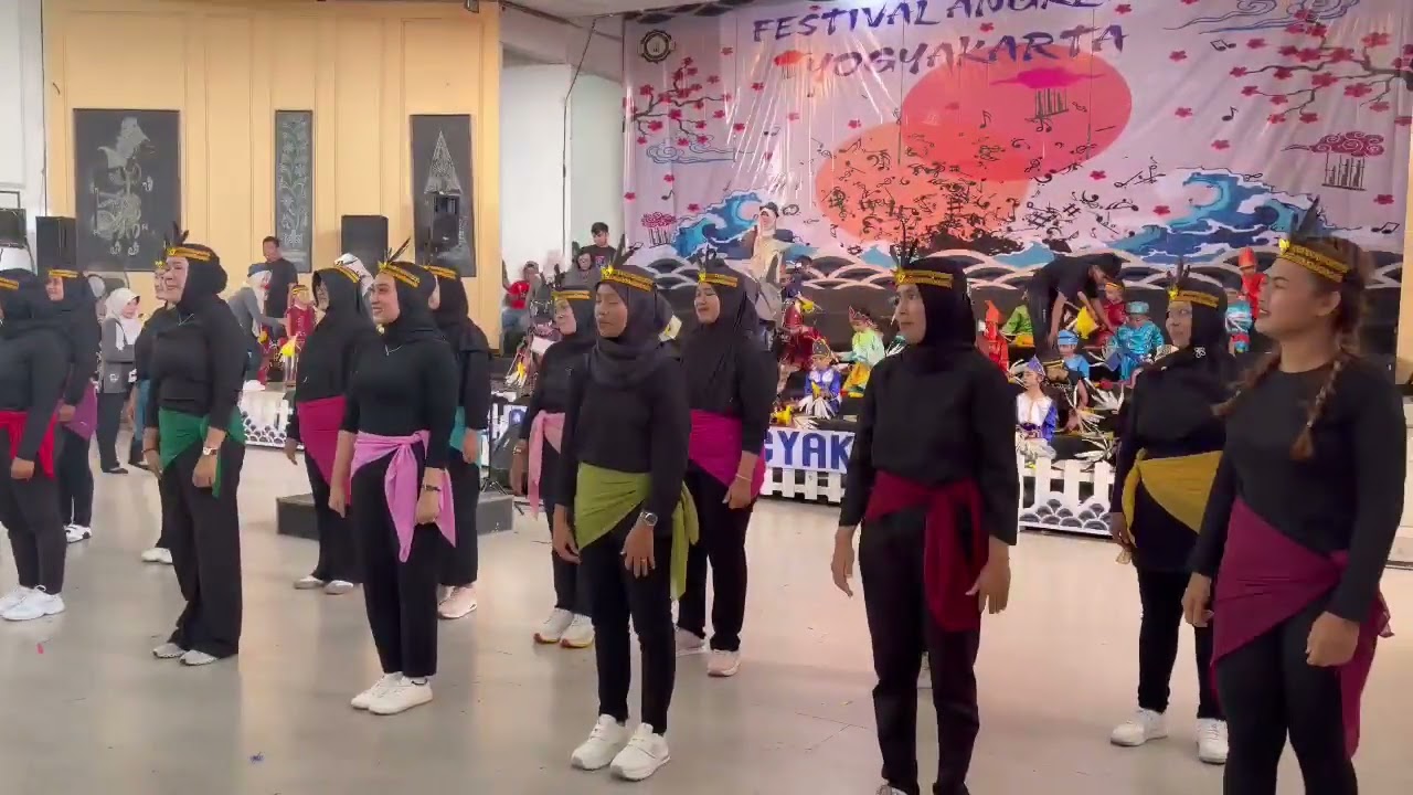 Team yel yel angklung Yogyakarta TKN 2 SLEMAN 