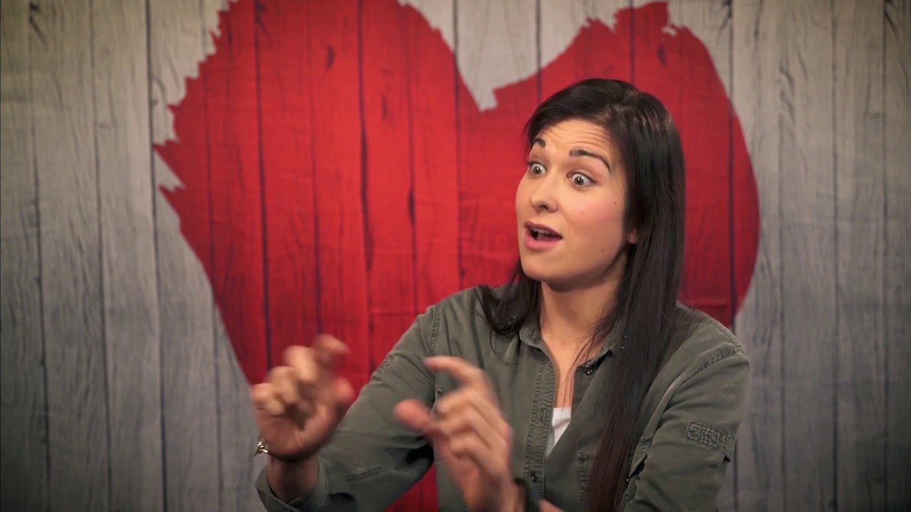 Stefanie Preissner loves chicken wings | First Dates | RTÉ Player