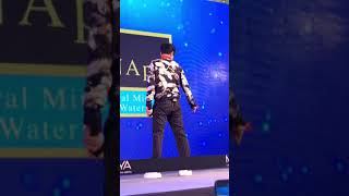 This is love - เป๊กผลิตโชค งาน Soft Opening Be SNApP Early Taste   #เป๊กผลิตโชค screenshot 5