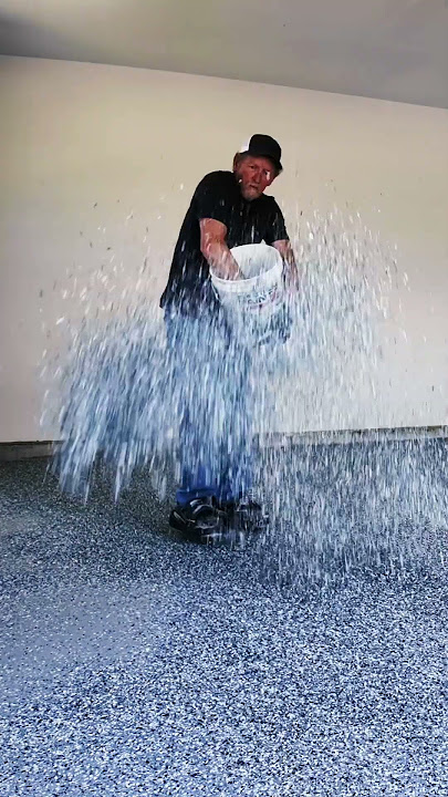 Epoxy & Polyaspartic Flake Garage Floor #epoxy #garage #garagefloor #floor