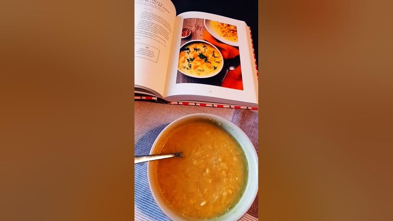 Recette : Soupe de lentilles à la courge et au lait de coco