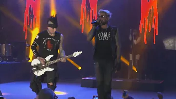 Sixx:A.M. - "Rise"(Live 2017)