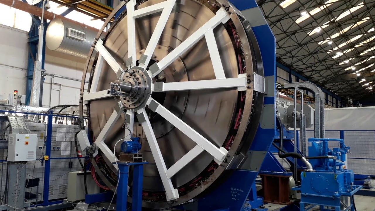 The Greenspur 250kW Generator rotating at 25.5 rpm on test. - YouTube