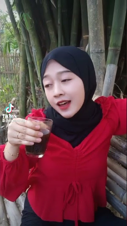 TIK TOK CEWEK CANTIK NGOPI NGAPA NGOPI