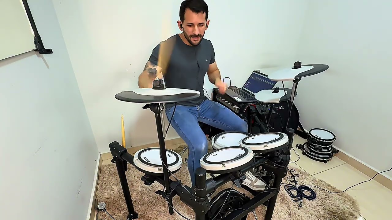 Smells like teen  spirit  @nirvana  cover drumm 