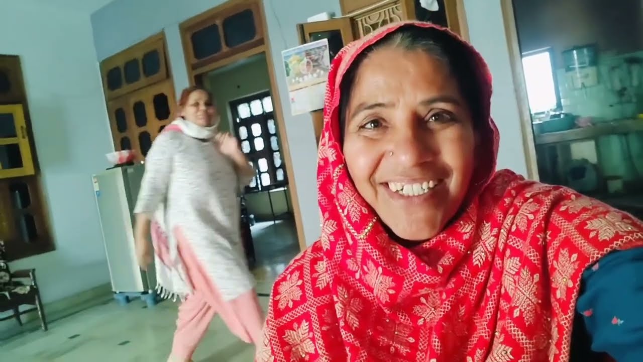 आज तो सारी बहनें इक्कठी होगी,,ऐसे टाइम पास होता था पहले हमारा,,