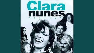 Miniatura del video "Clara Nunes - Coroa De Areia"