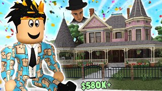touring the MOST DETAILED BLOXBURG VICTORIAN house... it's so fancy