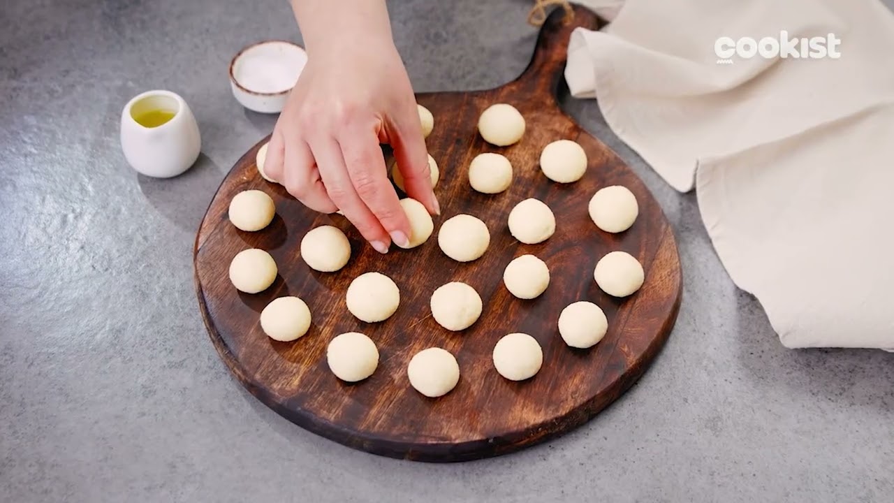 Parmesan Balls: 2 ingredients for delicious and crunchy result!