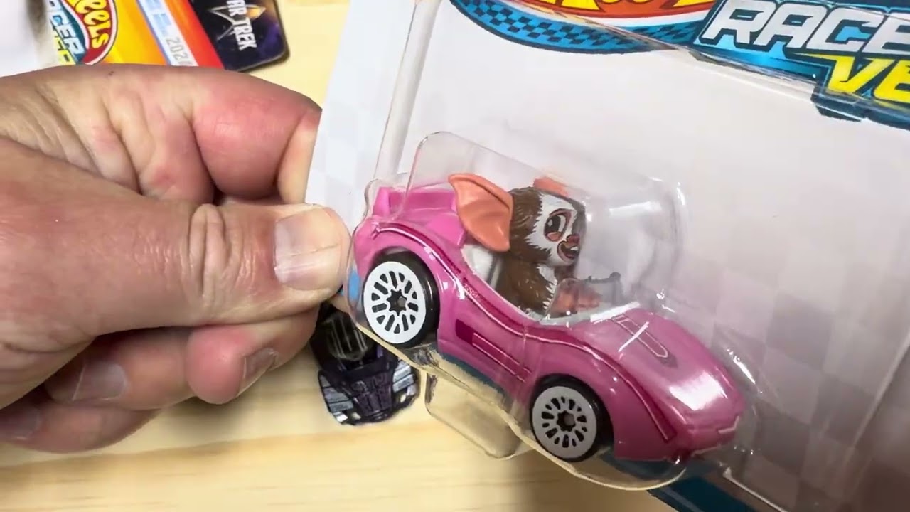 NEW Hot Wheels RacerVerse Star Trek & Gremlins Finds! 🖖📦 - YouTube