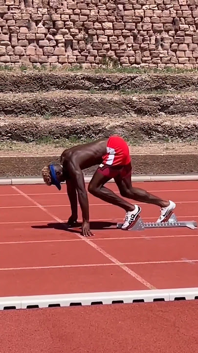 sprint technique of start pushing back the ground