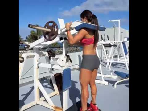 Michelle Lewin CROSSFIT