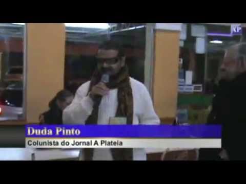 Fernando Moura e Duda Pinto sÃ£o homenageados no jantar, oferecido pelo Jornal A Voz do Aposentado, que premiou as personalidades destaques na cidade.