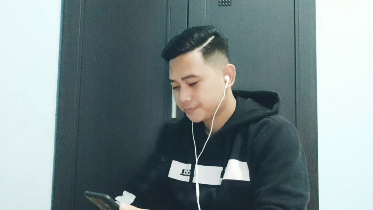 Tulus-Gajah (COVER by andre) - YouTube
