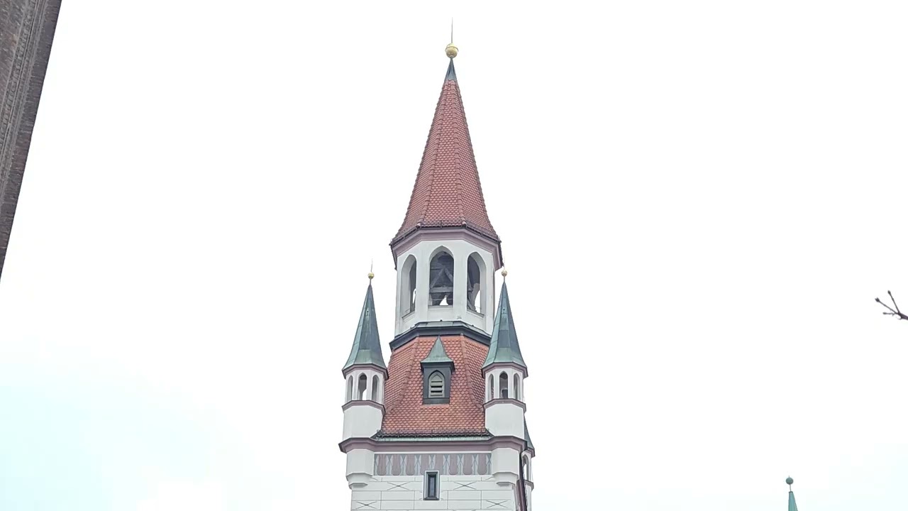 München (M) Altstadt : Läuten der Ratsglocke im Alten Rathaus 