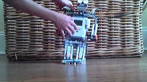 Lego NXT Alpha Rex and the Color Sensor