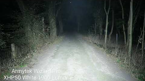 Armytek Wizard WR White Light 1000 Lumen-Armytek Wizard Pro XHP50 White Light 1900 Lumen comparison