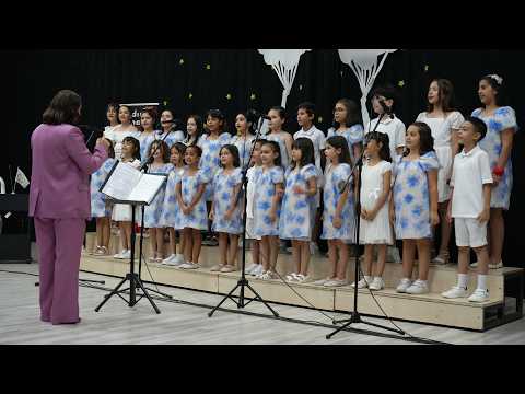 Bir Dünya Bırakın videosu