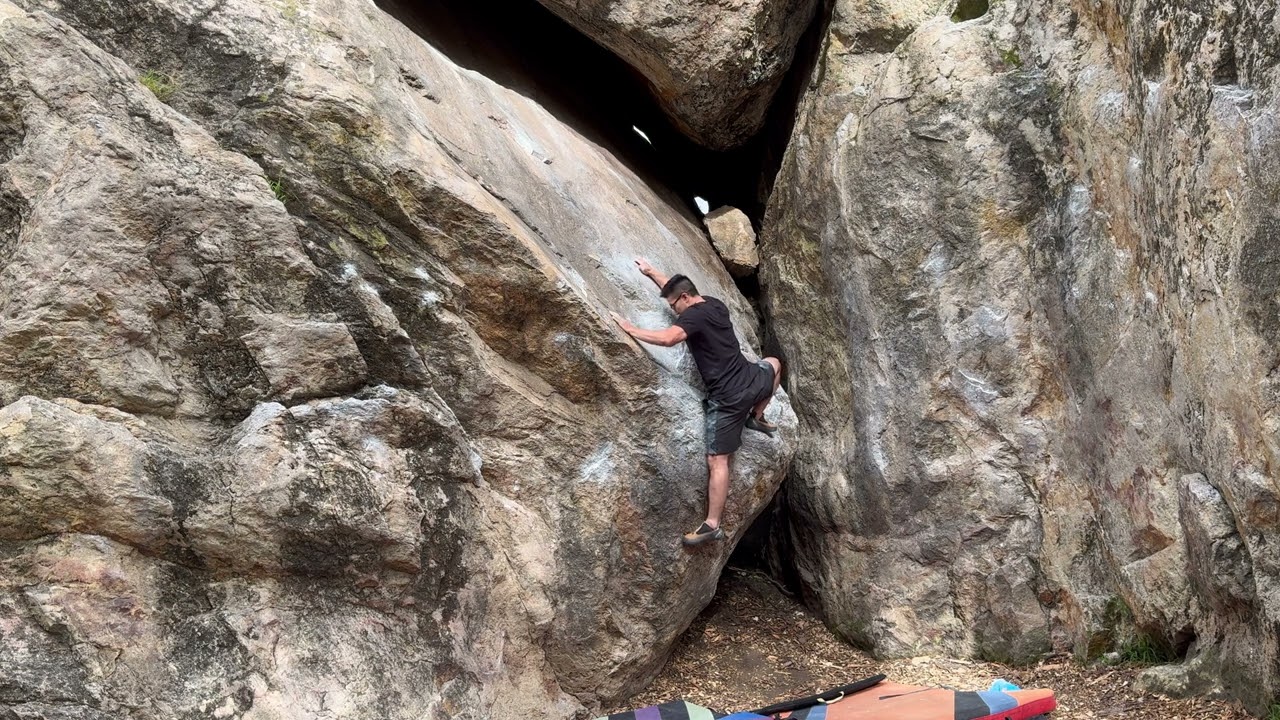 Embryonic Journey (V3) - Berkeley Bouldering: Indian Rock Park