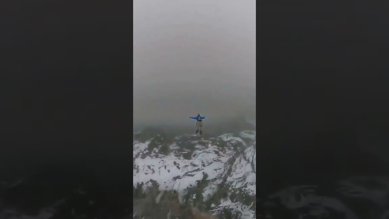 Mountain Madness: Insane Snow Leap Unleashed 