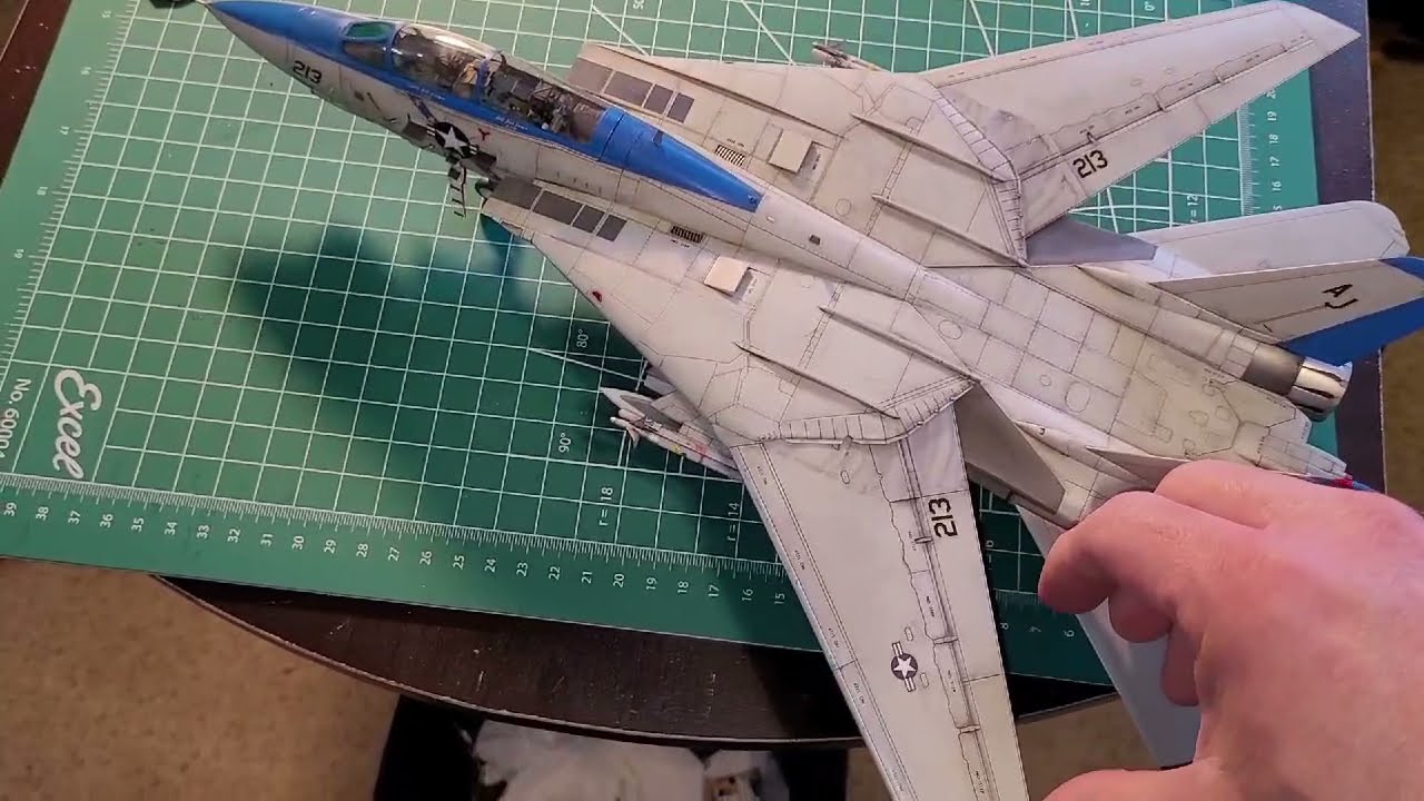 航空機・ヘリコプター 1/32 F-14D SUPER TOMCAT 航空機・ヘリコプター 1/32 F-14D SUPER TOMCAT F-14D スーパー