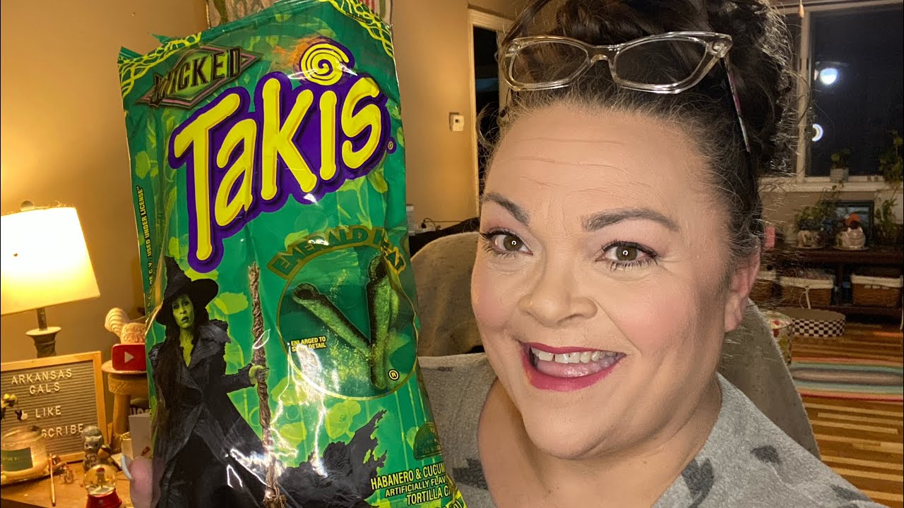 Дегустация! Чипсы Takis «Wicked» цвета «Зеленый изумруд»