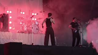 Giant Rooks - Vienna - 2026 - The Waves