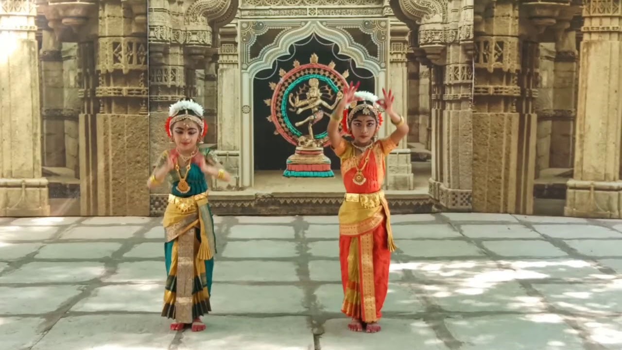 mooshika vahana Slokas by Surabhi,Vasudha