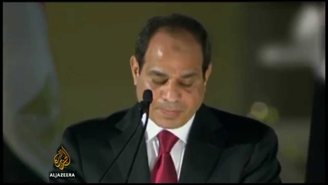 رئيس مصر يتعهد بهزيمة "الإرهاب"
