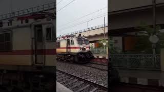Duronto express negotiate beautiful curve #vandebharatexpress #emd #ministryofrailways