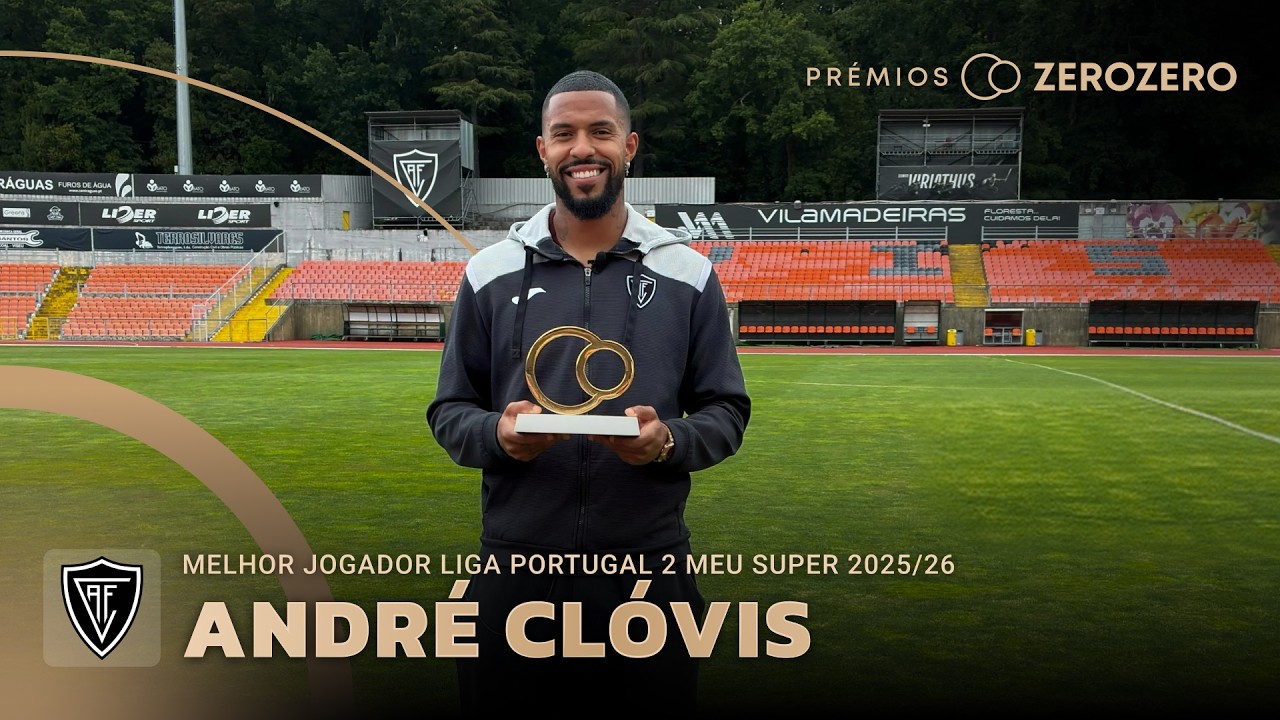 André Clóvis Agradece a Jorge Costa Após Receber Prémio de Melhor Jogador da Liga Portugal 2