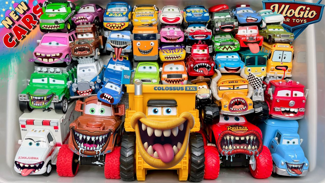 DISNEY PIXAR CARS: Lightning McQueen, Tow Mater, Sally Carrera, Chick Hicks, Doc Hudson, Cruz
