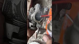 #Throttle stuck, remove and clean #Motorcycle repair screenshot 5