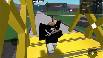 Getting RARE loot from LUCKY BLOCKS (Roblox lucky block battlegrounds)