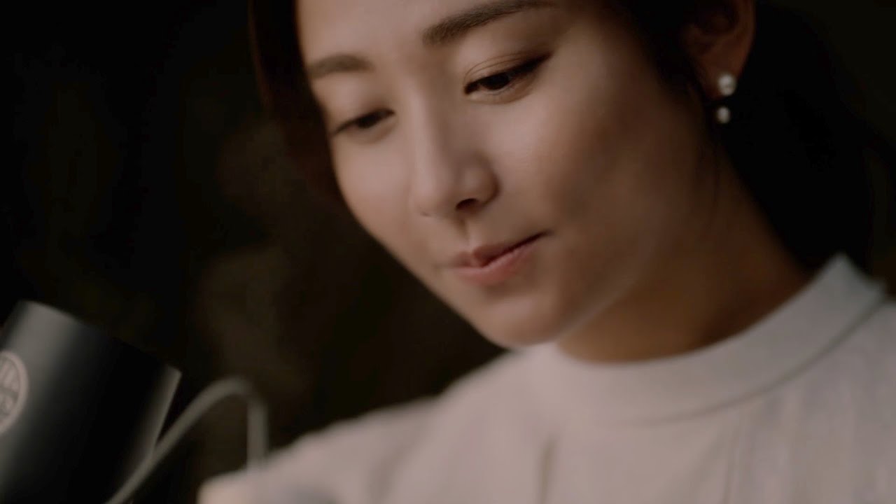 木村文乃 「2013年カレンダー」発売イベント - YouTube