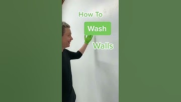 A Quick And Easy Way To Clean Your Walls #shorts #cleaning