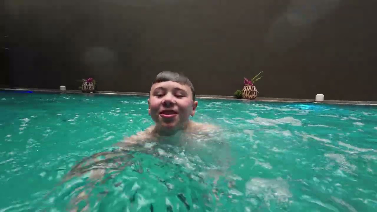 Marbella - Porta Banus - Vlog. First week off in 5 years #holiday #hotel  #beach