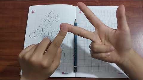 Hướng dẫn cầm bút cho học sinh