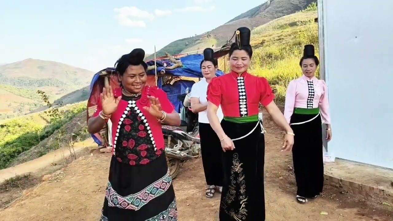 Chị chơ tình táo múa rất hay pi nọng ơi