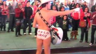 Naked Cowboy in Times Square by Brilliant-But-Scary-Bad-Wolf 74 views 12 years ago 6 seconds