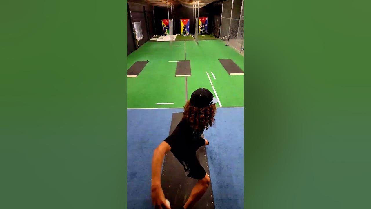 What Do You See?? 14u Sweeper Curve Pitch Slow Motion YouTube