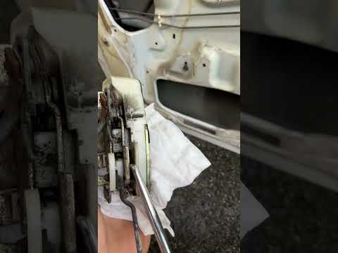 Part 2 1995 Honda Civic Door Stuck Solution!