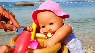 Baby Born Annabell Bermain di Pantai dengan Panci Khusus | Video Anak Bahasa Indonesia