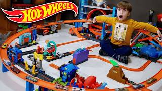 Mega Pista Da Hot Wheels Na Sala  Brancoala Kids