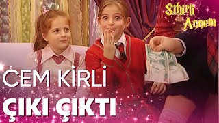 Cem Harçlıklarını Çorabından Çıkardı! 🤑💰| Sihirli Annem Resimi