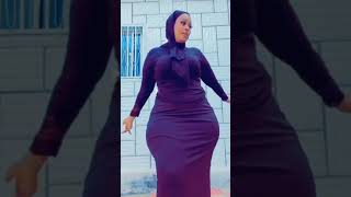 Sexy Somali Girl Thick Dancing Showing Off Her Curves Thick Body
