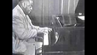 Art Tatum -- Yesterdays