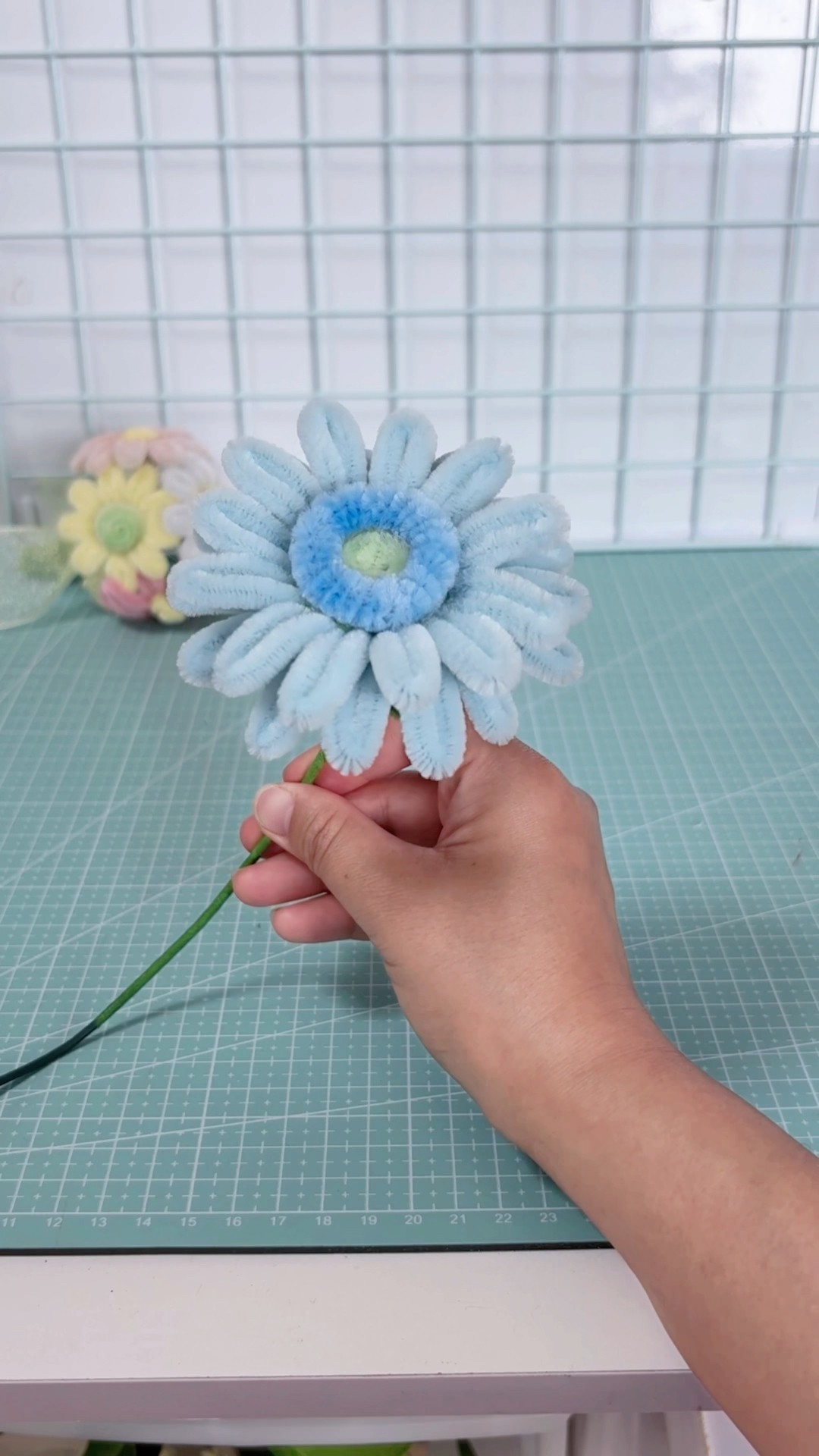 モールを使ってガーベラを作る make a beautiful Gerbera Daisy with