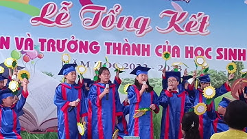 Khánh Linh hát bài Bụi Phấn trong Lễ Tốt nghiệp lớp 5 - 2023